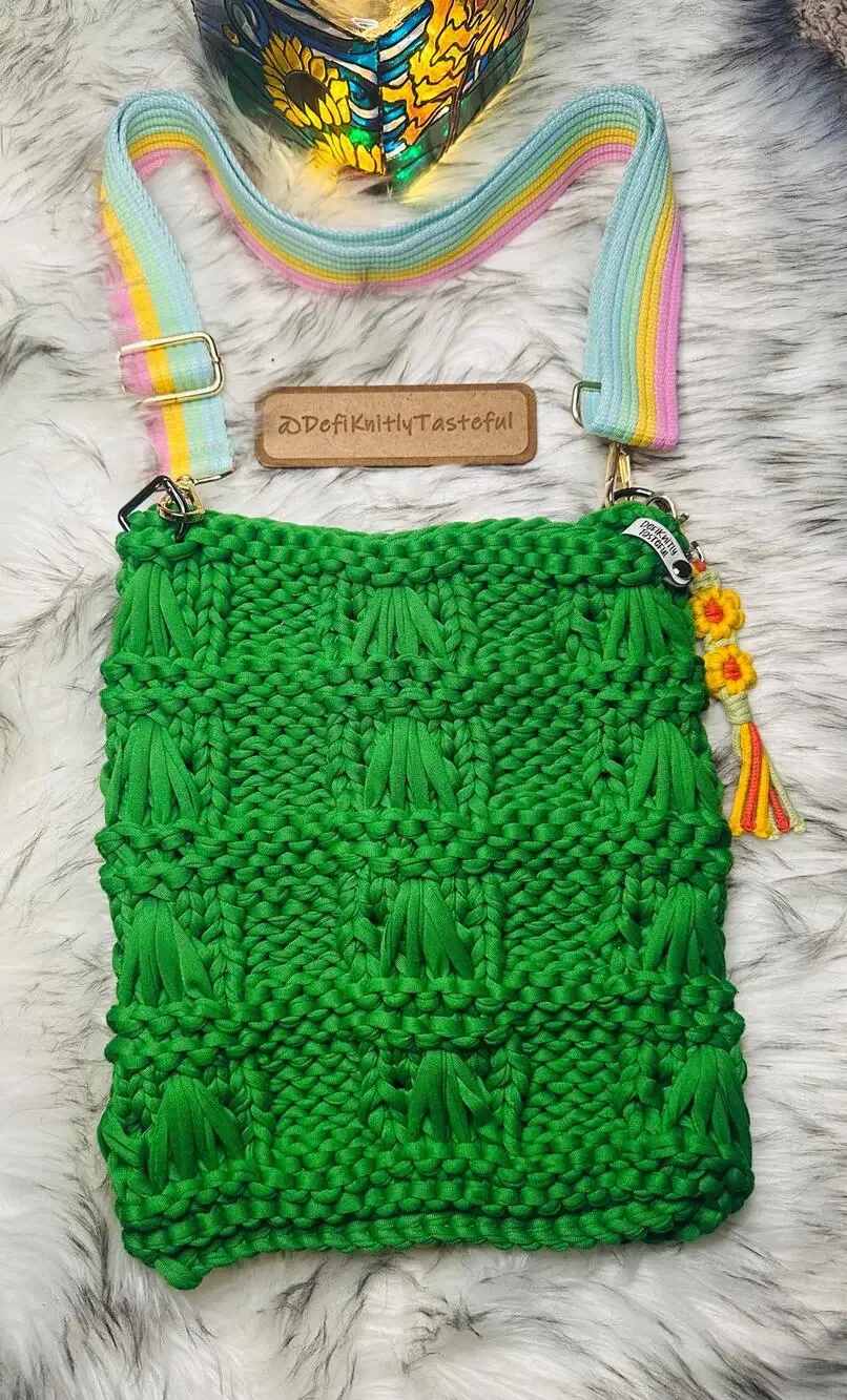 Hand Knit Kelly Green T-Shirt Yarn Purse: Lake Erie Guitar Strap Crossbody
